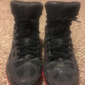 Derrick Rose adidas high tops